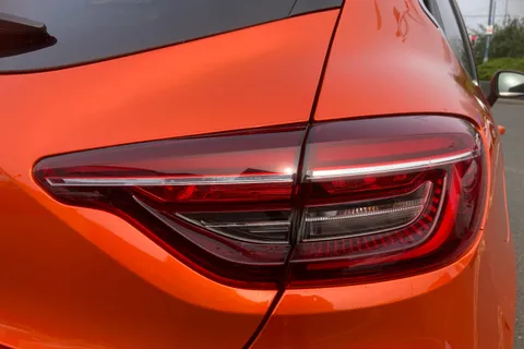 BT70LFZ Renault Clio 1.0 TCe 100 S Edition 5dr Thumbnail #34