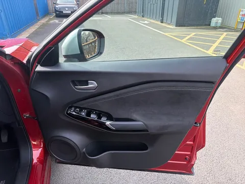 DM21FOA Nissan Juke 1.0 DiG-T 114 Tekna+ 5dr Thumbnail #18