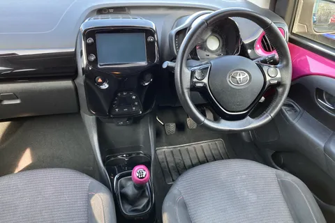 DF19ADV Toyota AYGO 1.0 VVT-i X-Cite 5 5dr Thumbnail #11