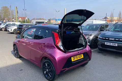 DF19ADV Toyota AYGO 1.0 VVT-i X-Cite 5 5dr Thumbnail #37