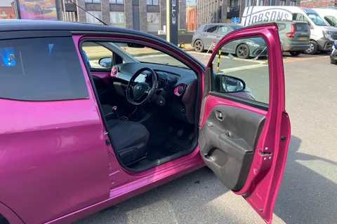 DF19ADV Toyota AYGO 1.0 VVT-i X-Cite 5 5dr Thumbnail #41