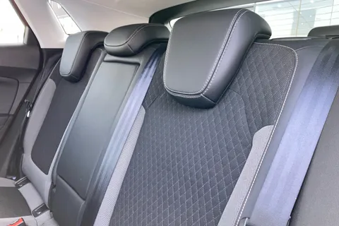 YL21EKJ Vauxhall Grandland X 1.2 Turbo Griffin Edition 5dr Thumbnail #10