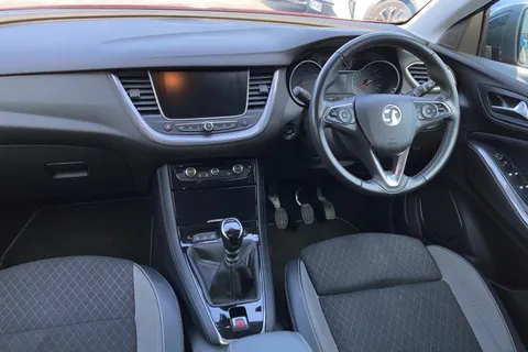 YL21EKJ Vauxhall Grandland X 1.2 Turbo Griffin Edition 5dr Thumbnail #11