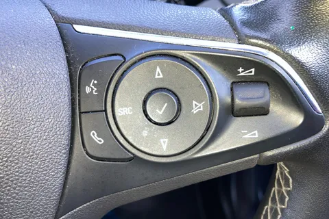 YL21EKJ Vauxhall Grandland X 1.2 Turbo Griffin Edition 5dr Thumbnail #15