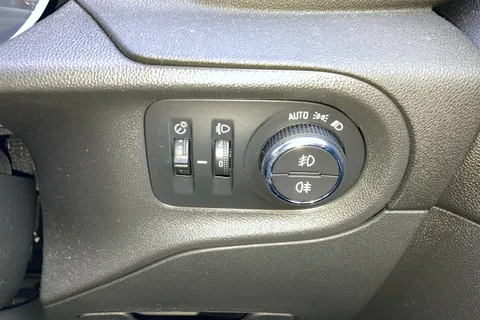 YL21EKJ Vauxhall Grandland X 1.2 Turbo Griffin Edition 5dr Thumbnail #16