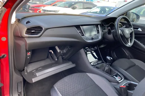 YL21EKJ Vauxhall Grandland X 1.2 Turbo Griffin Edition 5dr Thumbnail #24