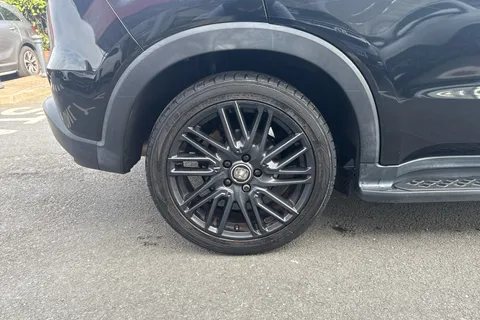 9 of 23 for Honda Hr-V 1.5 i-VTEC Black Edition 5dr