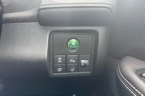 17 of 23 for Honda Hr-V 1.5 i-VTEC Black Edition 5dr