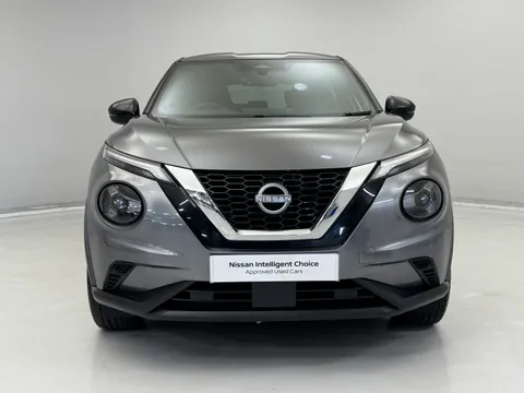 DV74ODP Nissan Juke 1.0 DiG-T N-Connecta 5dr Thumbnail #4