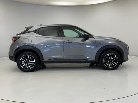 DV74ODP Nissan Juke 1.0 DiG-T N-Connecta 5dr Thumbnail #10