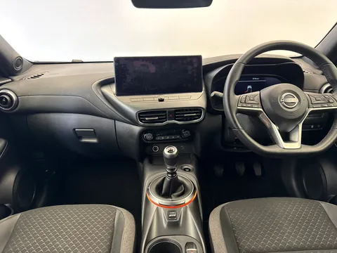 DV74ODP Nissan Juke 1.0 DiG-T N-Connecta 5dr Thumbnail #3