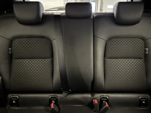 DV74ODP Nissan Juke 1.0 DiG-T N-Connecta 5dr Thumbnail #17