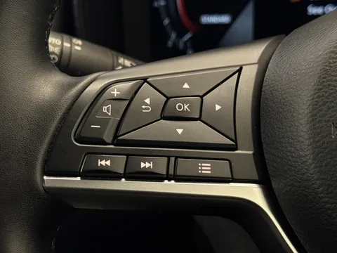 DV74ODP Nissan Juke 1.0 DiG-T N-Connecta 5dr Thumbnail #21