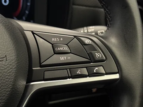 DV74ODP Nissan Juke 1.0 DiG-T N-Connecta 5dr Thumbnail #22