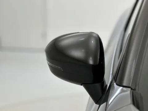 DV74ODP Nissan Juke 1.0 DiG-T N-Connecta 5dr Thumbnail #30