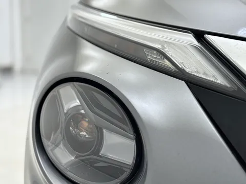 DV74ODP Nissan Juke 1.0 DiG-T N-Connecta 5dr Thumbnail #32