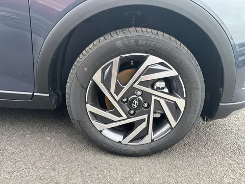 DV75ACZ Hyundai Bayon 1.0 TGDi Advance 5dr Thumbnail #5