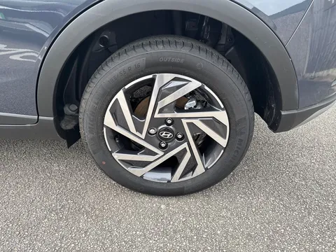 DV75ACZ Hyundai Bayon 1.0 TGDi Advance 5dr Thumbnail #9