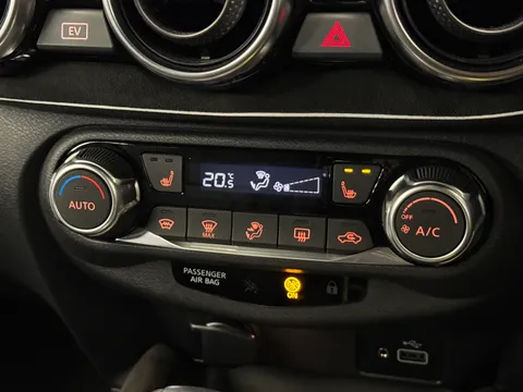 DS23HKN Nissan Juke 1.6 Hybrid Tekna+ 5dr Auto Thumbnail #27