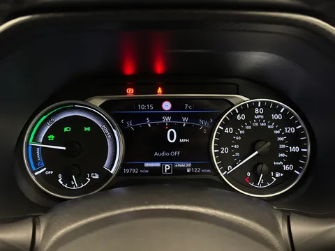 DS23HKN Nissan Juke 1.6 Hybrid Tekna+ 5dr Auto Thumbnail #30