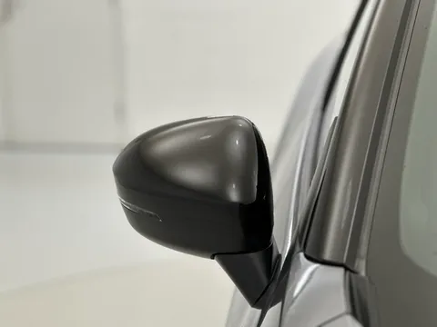 DS23HKN Nissan Juke 1.6 Hybrid Tekna+ 5dr Auto Thumbnail #32