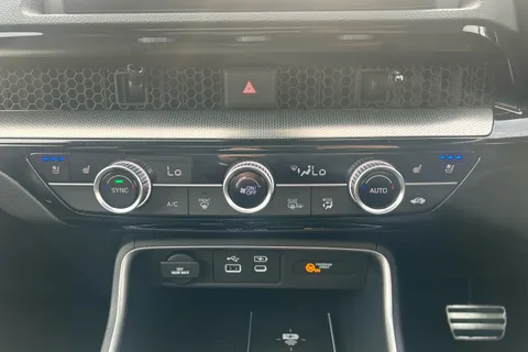 DK75NNO Honda CR-V 2.0 ePHEV Advance Tech 5dr eCVT Thumbnail #35