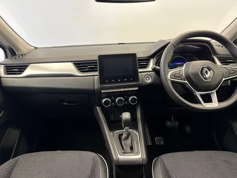 DL73ZRU Renault Captur 1.6 E-Tech full hybrid 145 Techno 5dr Auto Thumbnail #11