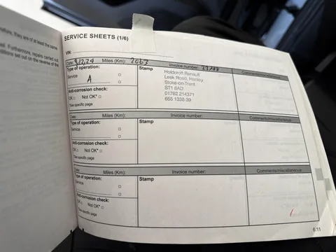 DL73ZRU Renault Captur 1.6 E-Tech full hybrid 145 Techno 5dr Auto Thumbnail #17