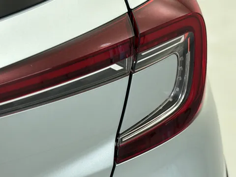 DL73ZRU Renault Captur 1.6 E-Tech full hybrid 145 Techno 5dr Auto Thumbnail #33