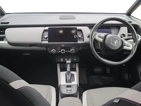 DG21AOH Honda Jazz 1.5 i-MMD Hybrid Crosstar EX 5dr eCVT Thumbnail #5