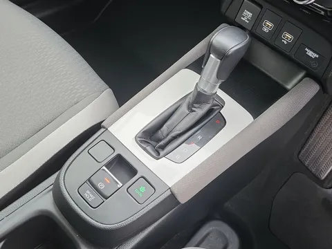 DG21AOH Honda Jazz 1.5 i-MMD Hybrid Crosstar EX 5dr eCVT Thumbnail #21