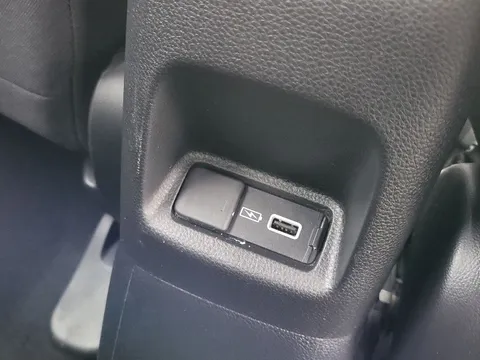 DG21AOH Honda Jazz 1.5 i-MMD Hybrid Crosstar EX 5dr eCVT Thumbnail #31