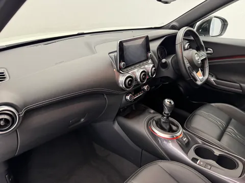 DN72UGG Nissan Juke 1.0 DiG-T 114 Tekna 5dr Thumbnail #13