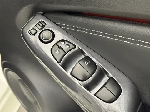 DN72UGG Nissan Juke 1.0 DiG-T 114 Tekna 5dr Thumbnail #19