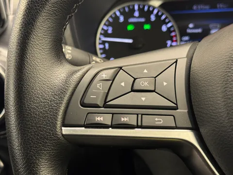 DN72UGG Nissan Juke 1.0 DiG-T 114 Tekna 5dr Thumbnail #21