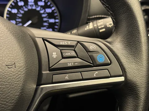 DN72UGG Nissan Juke 1.0 DiG-T 114 Tekna 5dr Thumbnail #22