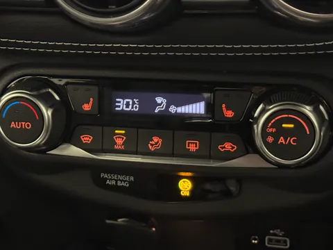 DN72UGG Nissan Juke 1.0 DiG-T 114 Tekna 5dr Thumbnail #26