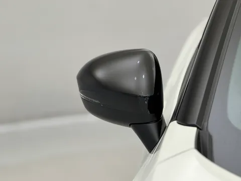 DN72UGG Nissan Juke 1.0 DiG-T 114 Tekna 5dr Thumbnail #30