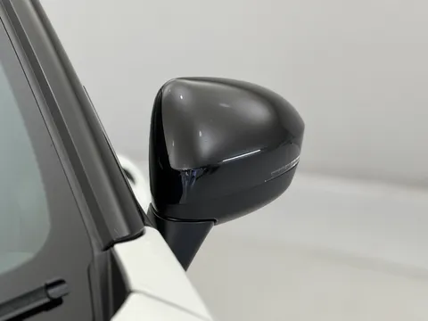 DN72UGG Nissan Juke 1.0 DiG-T 114 Tekna 5dr Thumbnail #31