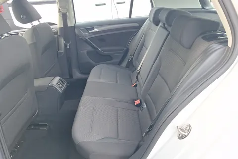 VE68ELU Volkswagen Golf 1.6 TDI SE [Nav] 5dr Thumbnail #10