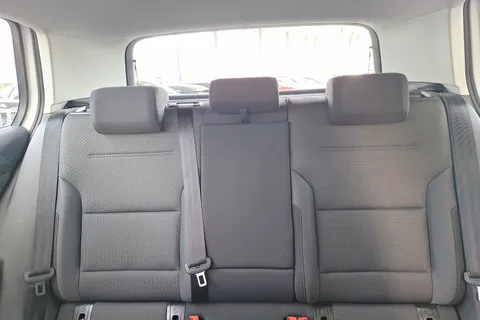 VE68ELU Volkswagen Golf 1.6 TDI SE [Nav] 5dr Thumbnail #11