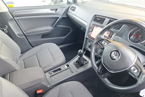 VE68ELU Volkswagen Golf 1.6 TDI SE [Nav] 5dr Thumbnail #13
