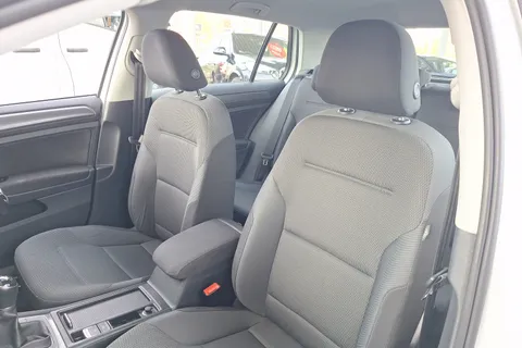 VE68ELU Volkswagen Golf 1.6 TDI SE [Nav] 5dr Thumbnail #28