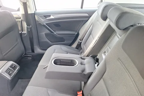 VE68ELU Volkswagen Golf 1.6 TDI SE [Nav] 5dr Thumbnail #31