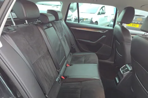 KV17VZB Škoda Octavia 2.0 TDI CR SE L 5dr DSG Thumbnail #10