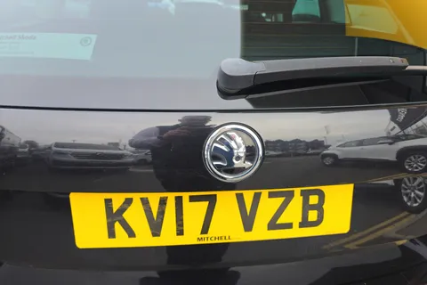 KV17VZB Škoda Octavia 2.0 TDI CR SE L 5dr DSG Thumbnail #17