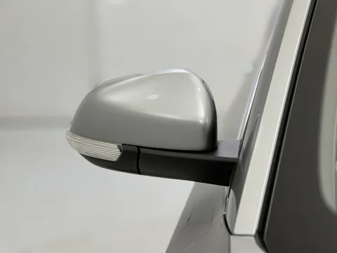 DT23BZX Mg Motor Uk Zs 1.5 VTi-TECH Excite 5dr Thumbnail #27