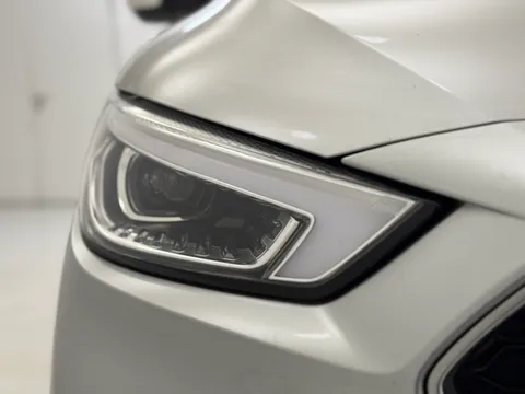 DT23BZX Mg Motor Uk Zs 1.5 VTi-TECH Excite 5dr Thumbnail #29