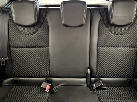 15 of 29 for Renault Clio 0.9 TCE 90 GT Line 5dr