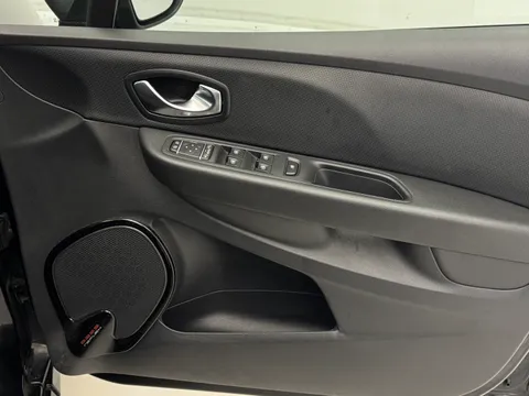 16 of 29 for Renault Clio 0.9 TCE 90 GT Line 5dr